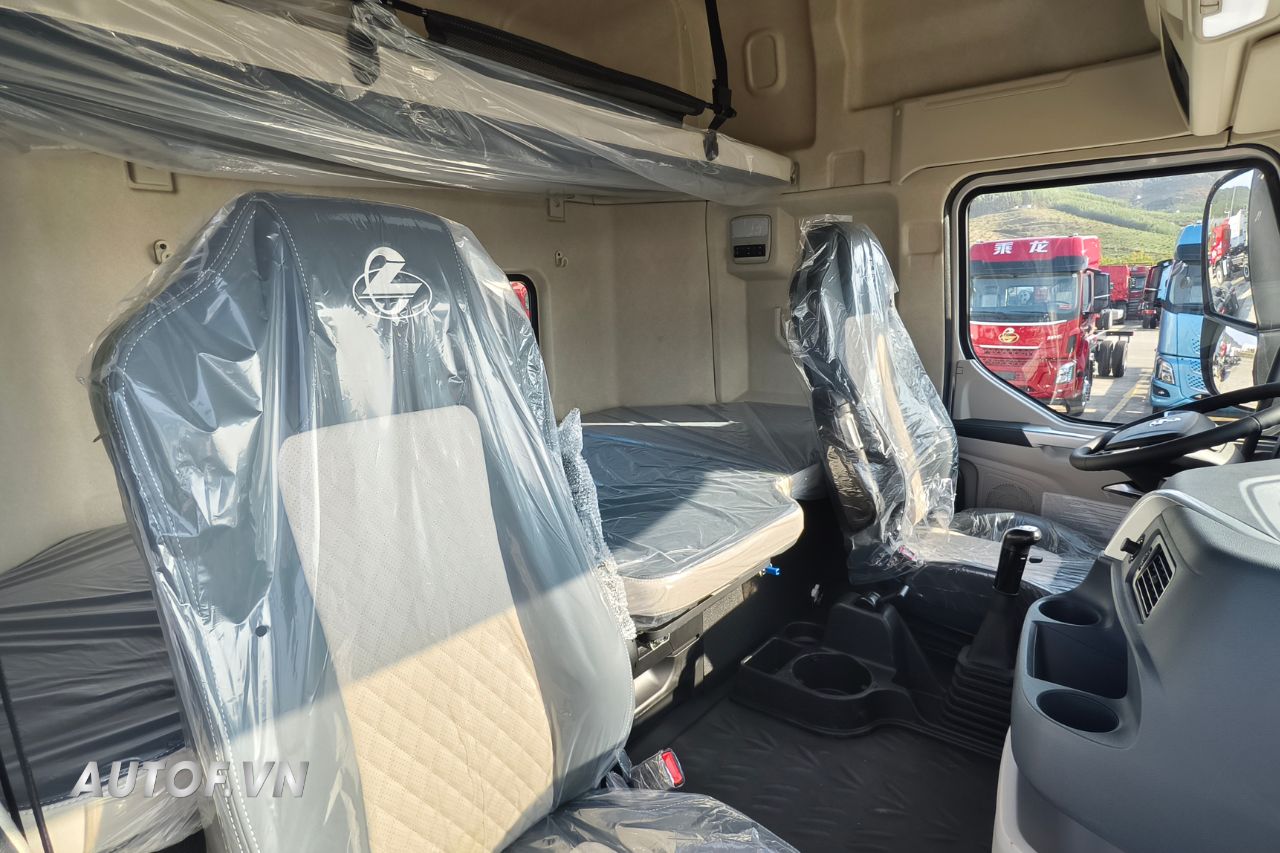 Đầu kéo Chenglong 470Hp cabin H7 Pro - Cầu Dầu